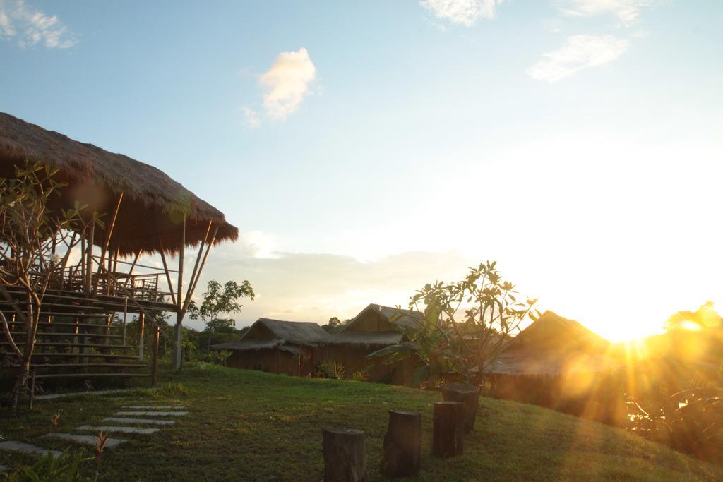 Phuree Hut Koh Phayam Cameră foto